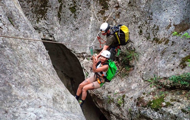 Descente du Canyon Sec de Pissevieille à Vallon Pont d’Arc