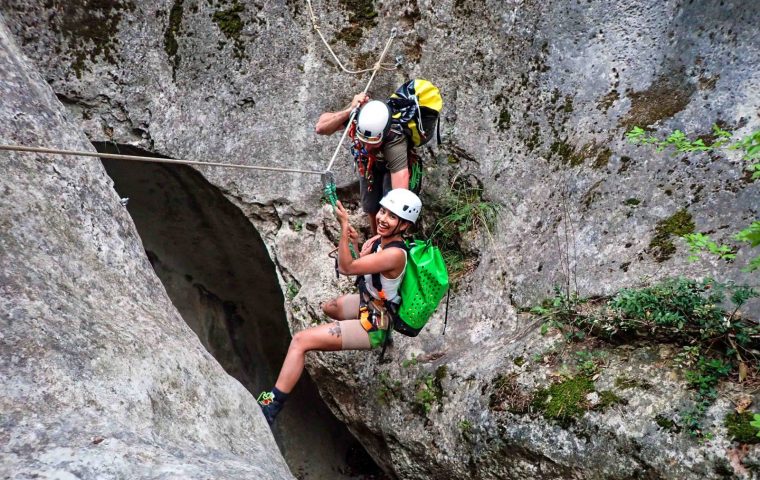 Descente du Canyon Sec de Pissevieille à Vallon Pont d’Arc