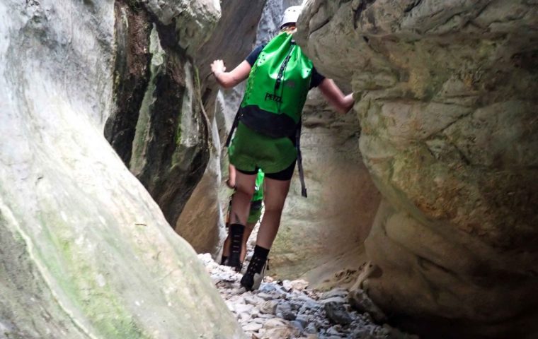 Descente du Canyon Sec de Pissevieille à Vallon Pont d’Arc