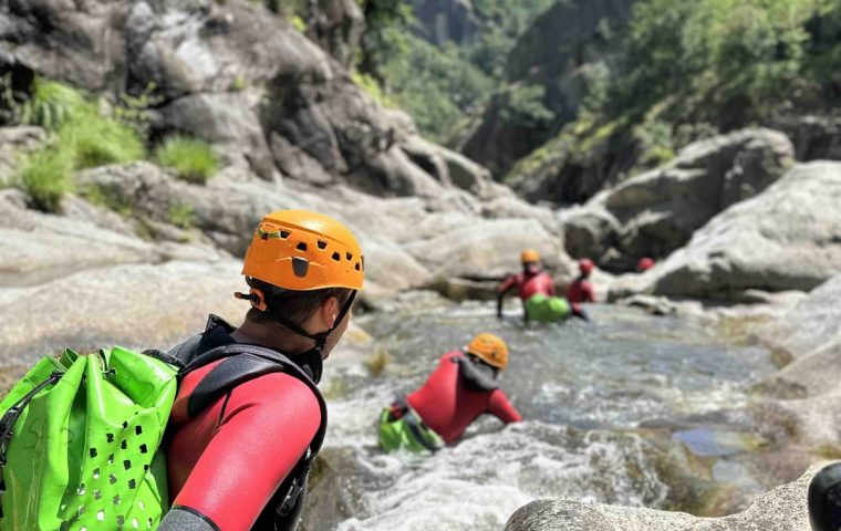 Descente du Canyon Rolling Stone en Ardèche