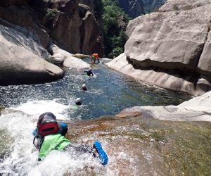 Descente des merveilleuses gorges du Chassezac en Canyoning