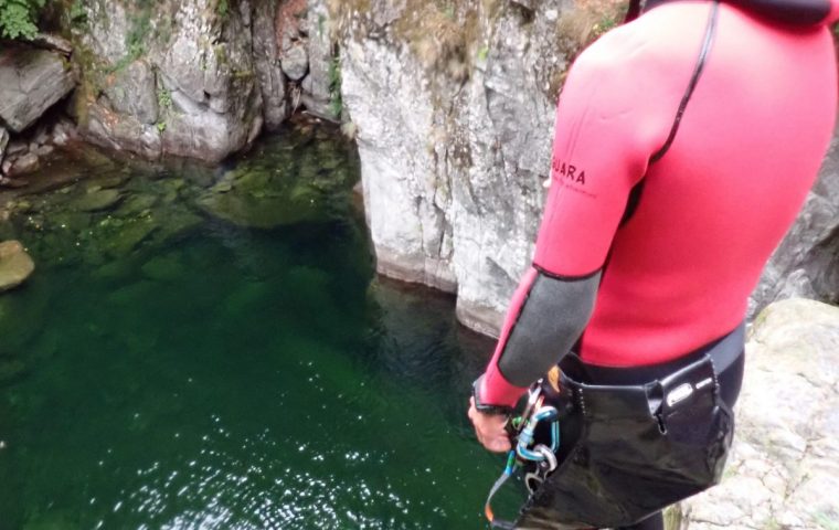 Riviere sauvage, avec Sauts parfait pour une session canyoning