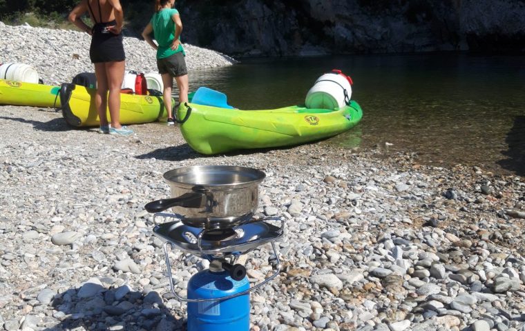 pause café bivouac descente de l’Ardèche en 2 jours