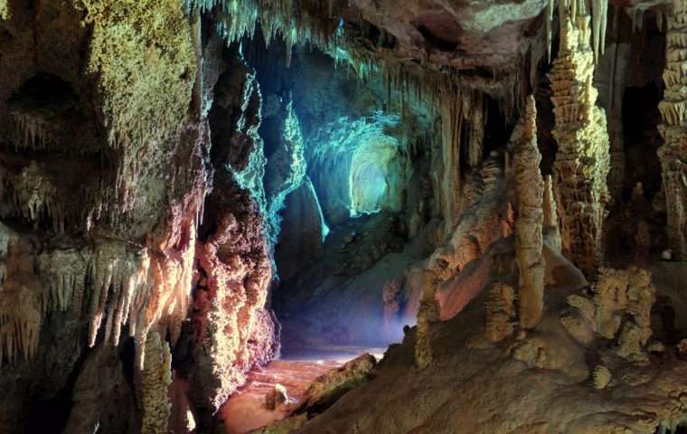 Grotte de la Salamandre