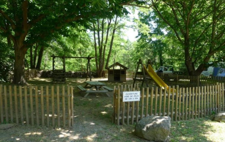 Jeux enfant en Ardèche