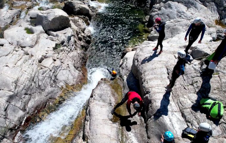 Canyoning famille Ceven’Aventure