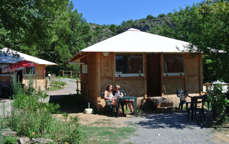 Les Cabanes de Cornillon terrasse