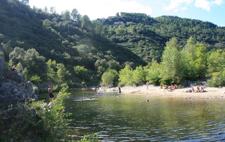 camping les chataigniers ribes sud ardeche