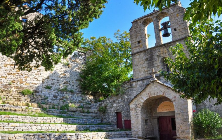 Eglise Romane St-Jacques-le-Majeur_Les Vans